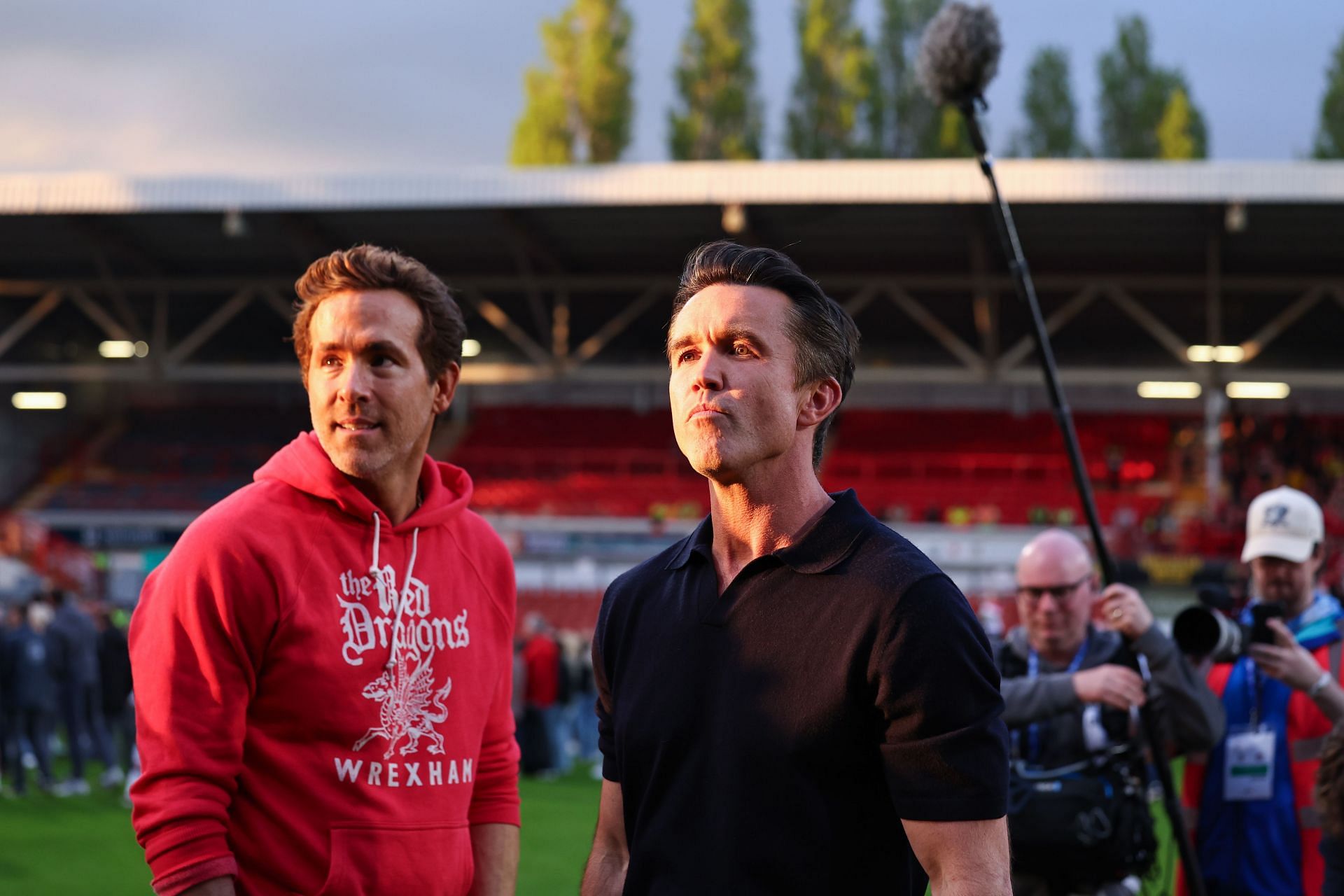 Ryan Reynolds and Rob McElhenney: Image via Getty Images